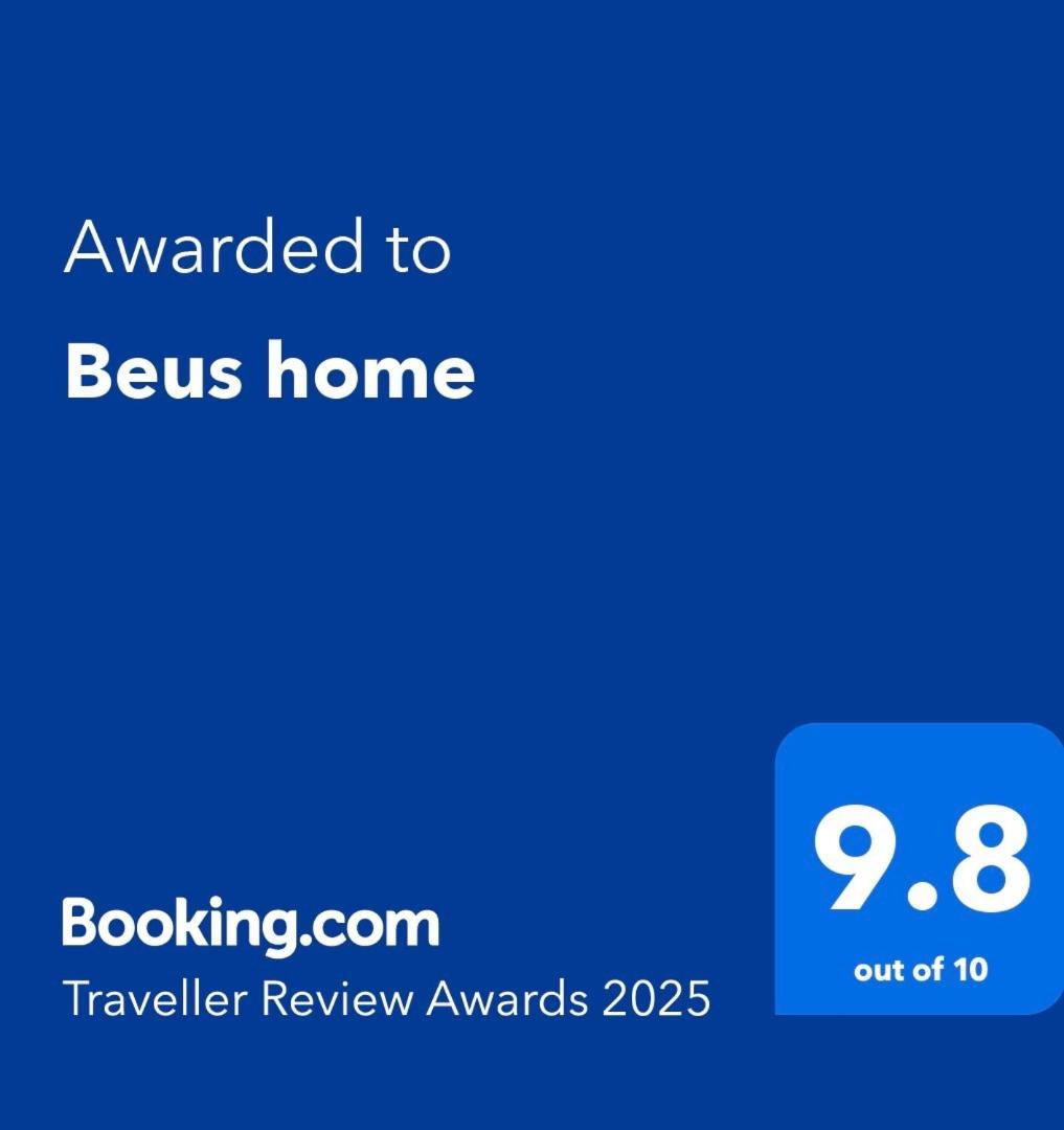Beus Hébergement de vacances Durrës